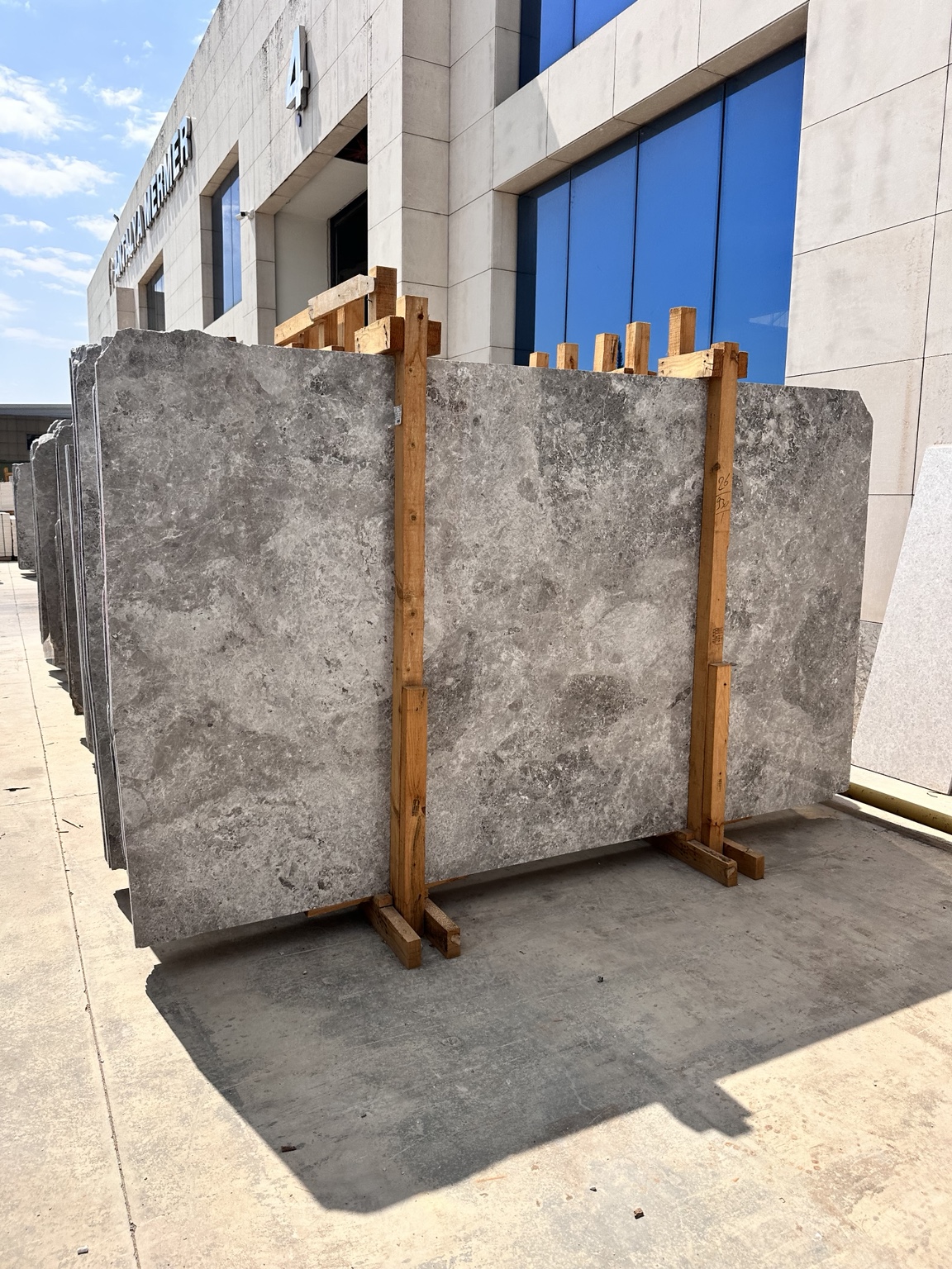 Tundra Grey natural stone slabs