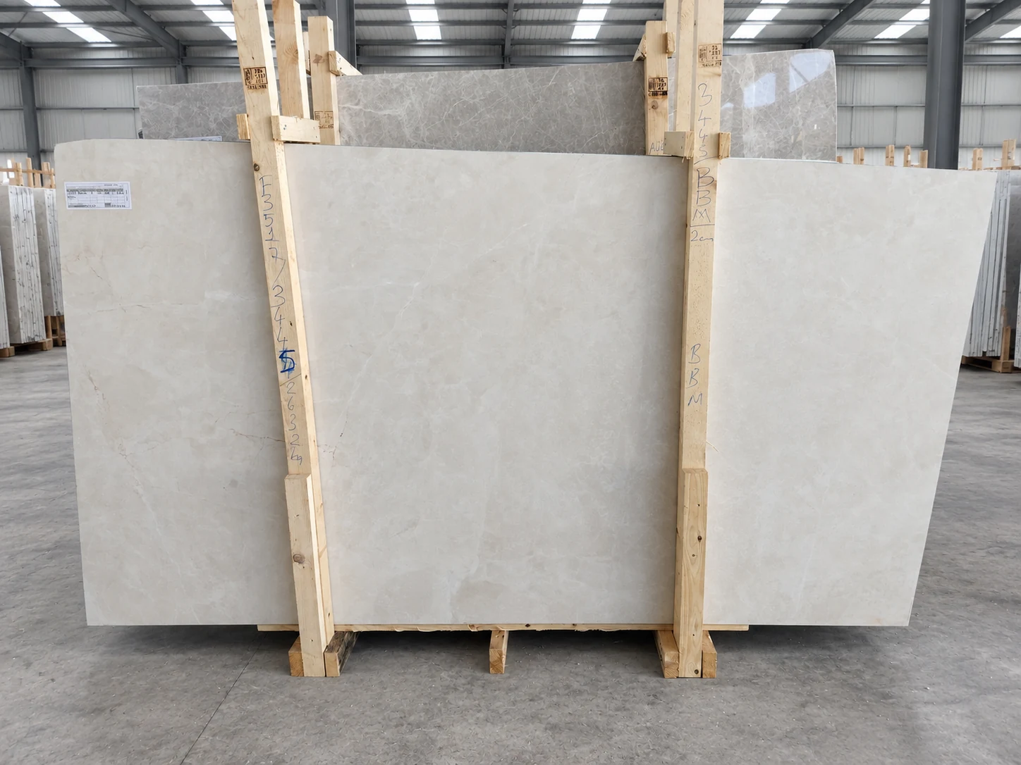 Crema Royal Beige Marble &mdash; &Uuml;r&uuml;n fotoğrafı