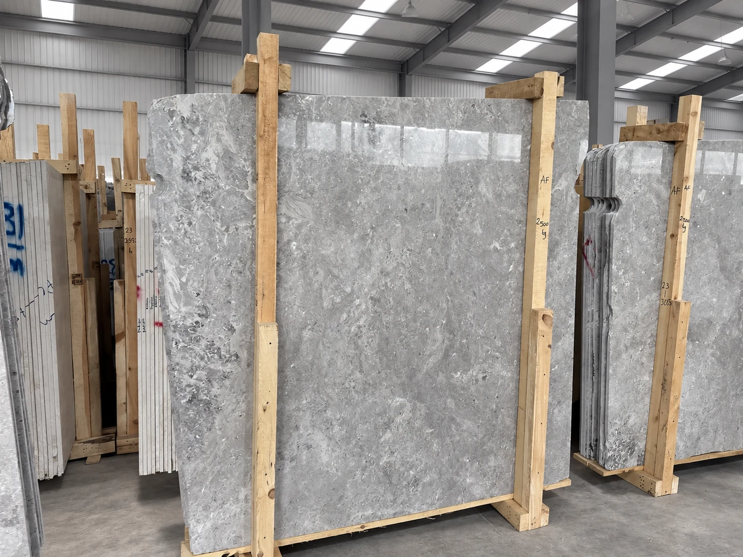 Tundra Grey Marble — Ürün fotoğrafı
